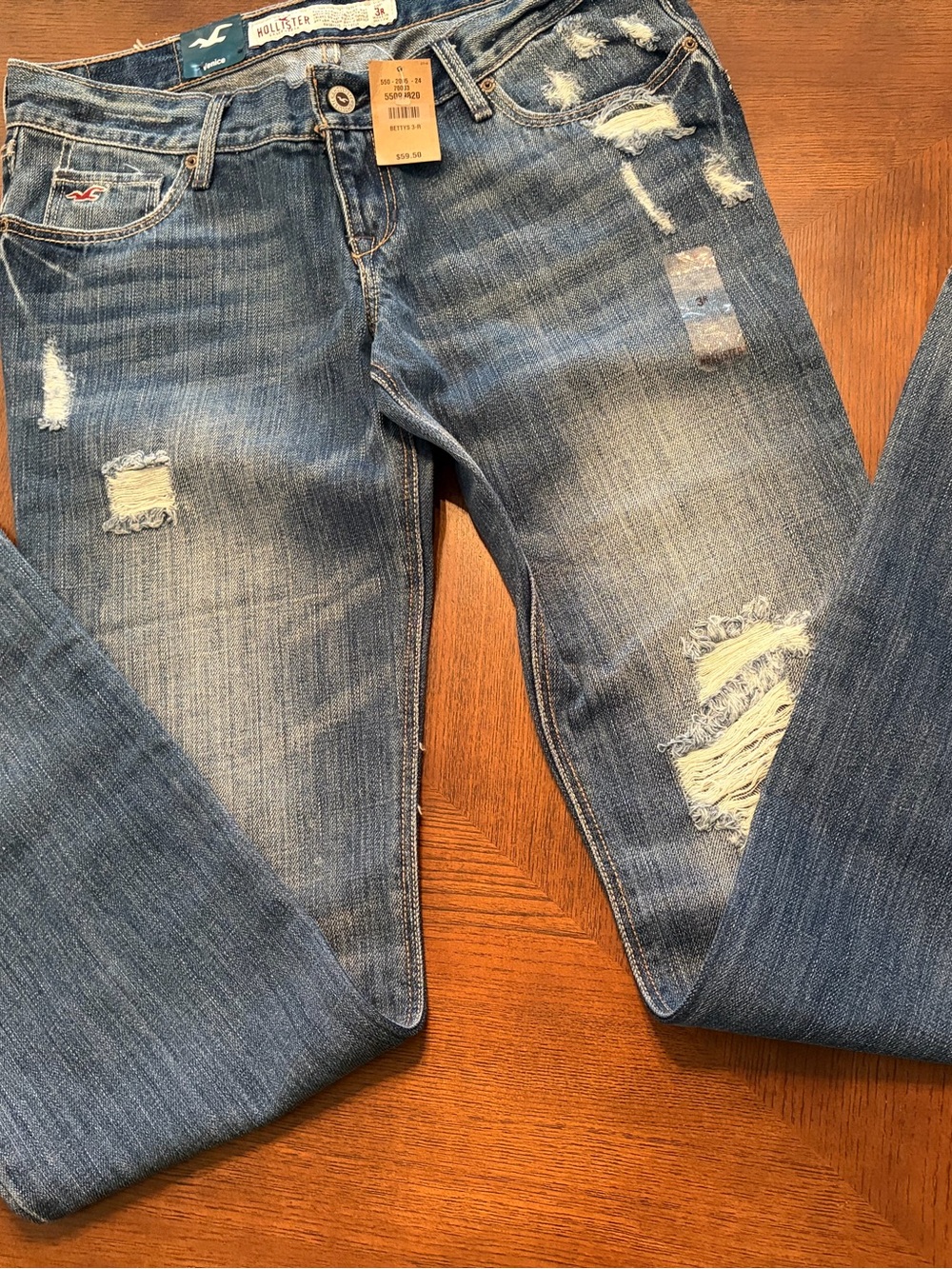 Hollister Women’s Betty’s Venice Boot Distressed Jeans Y2K New